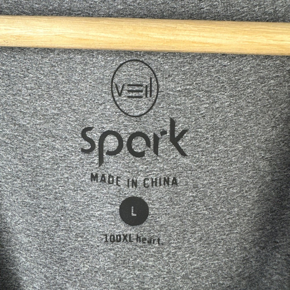 Veil Spark Gray 1/4 Zip Pullover Long Sleeve Athletic Shirt Large 100XL Heart - Picture 5 of 8